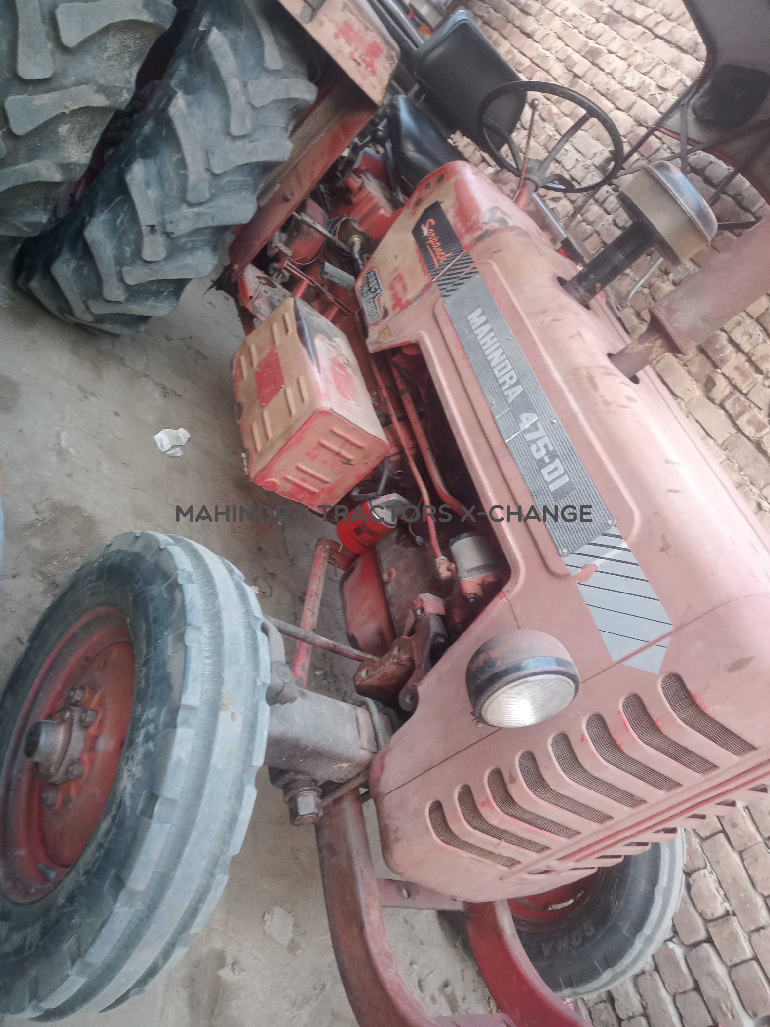 1999 Mahindra 475 DI-2