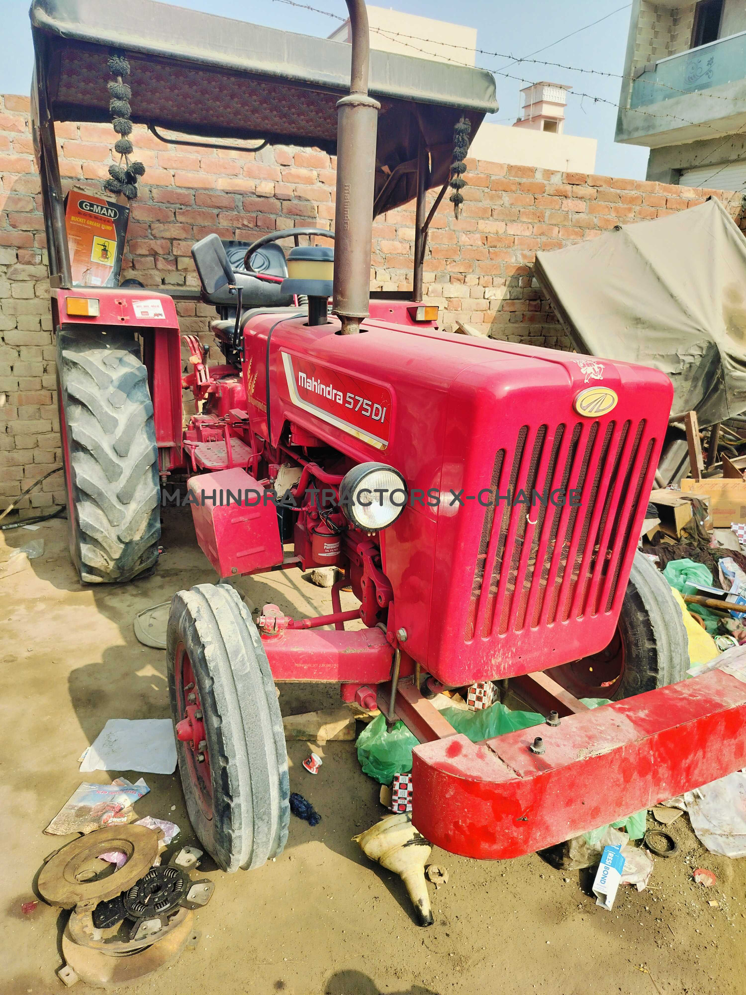 2017 Mahindra 575 DI-1