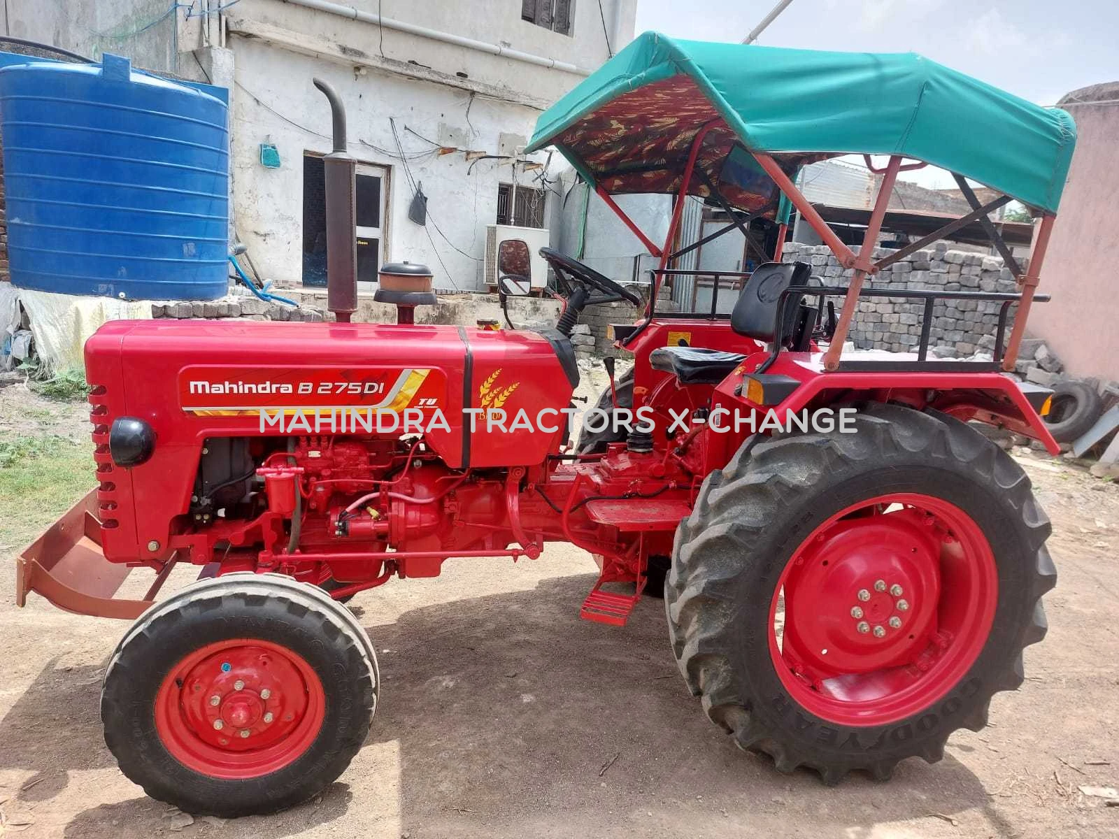 2021 Mahindra 275 DI TU-1