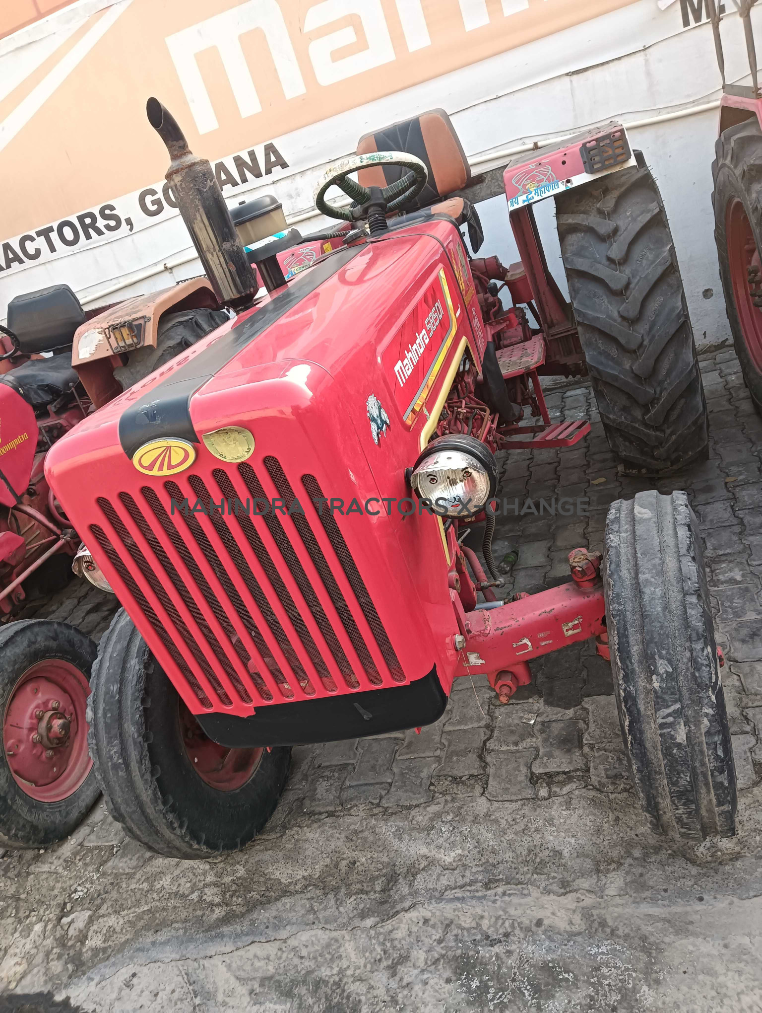 2017 Mahindra 585 DI Power Plus BP-4