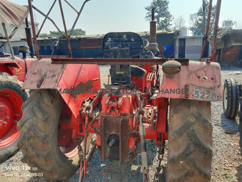 2010 Mahindra 275 DI-4