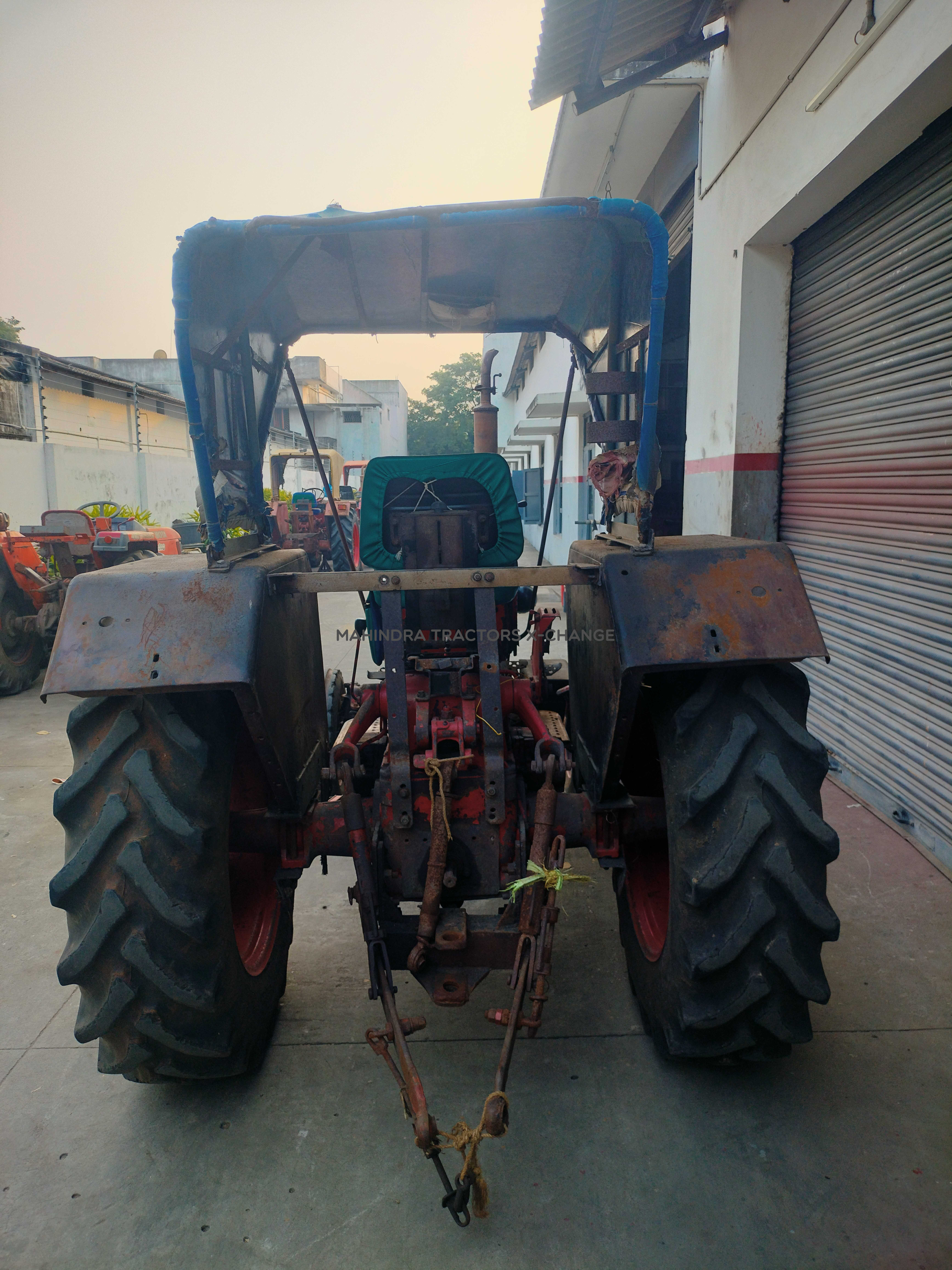 2015 Mahindra 475 DI-4