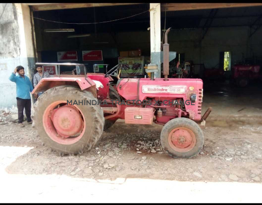2011 Mahindra 475 DI-2