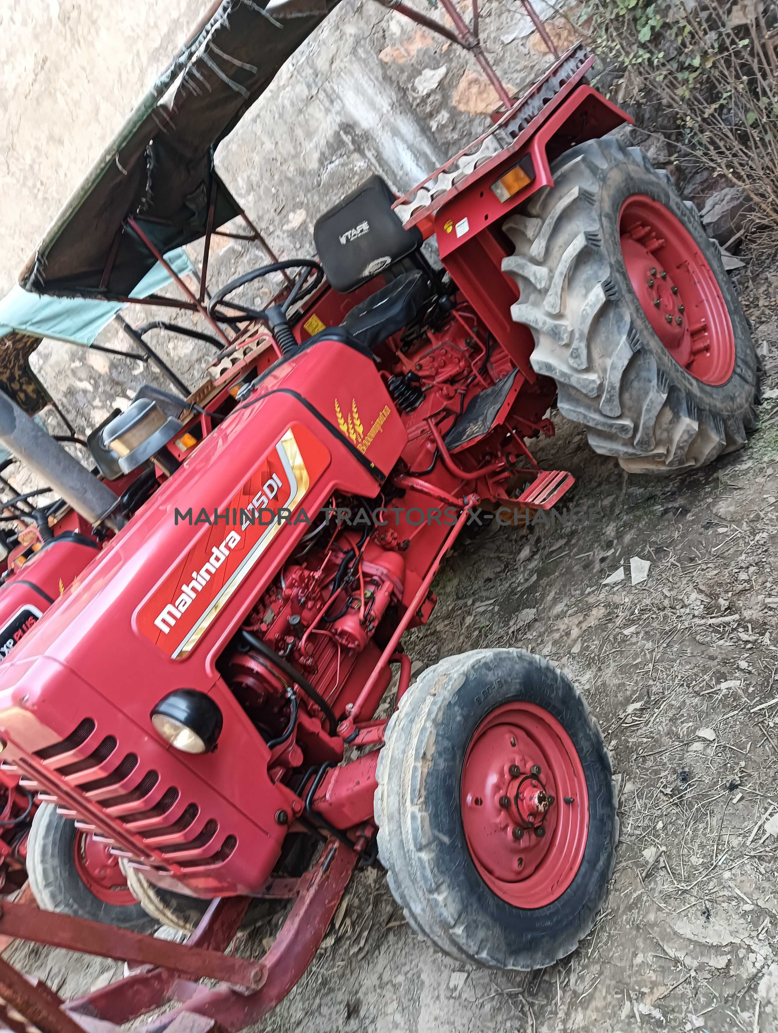 2015 Mahindra 415 DI-3