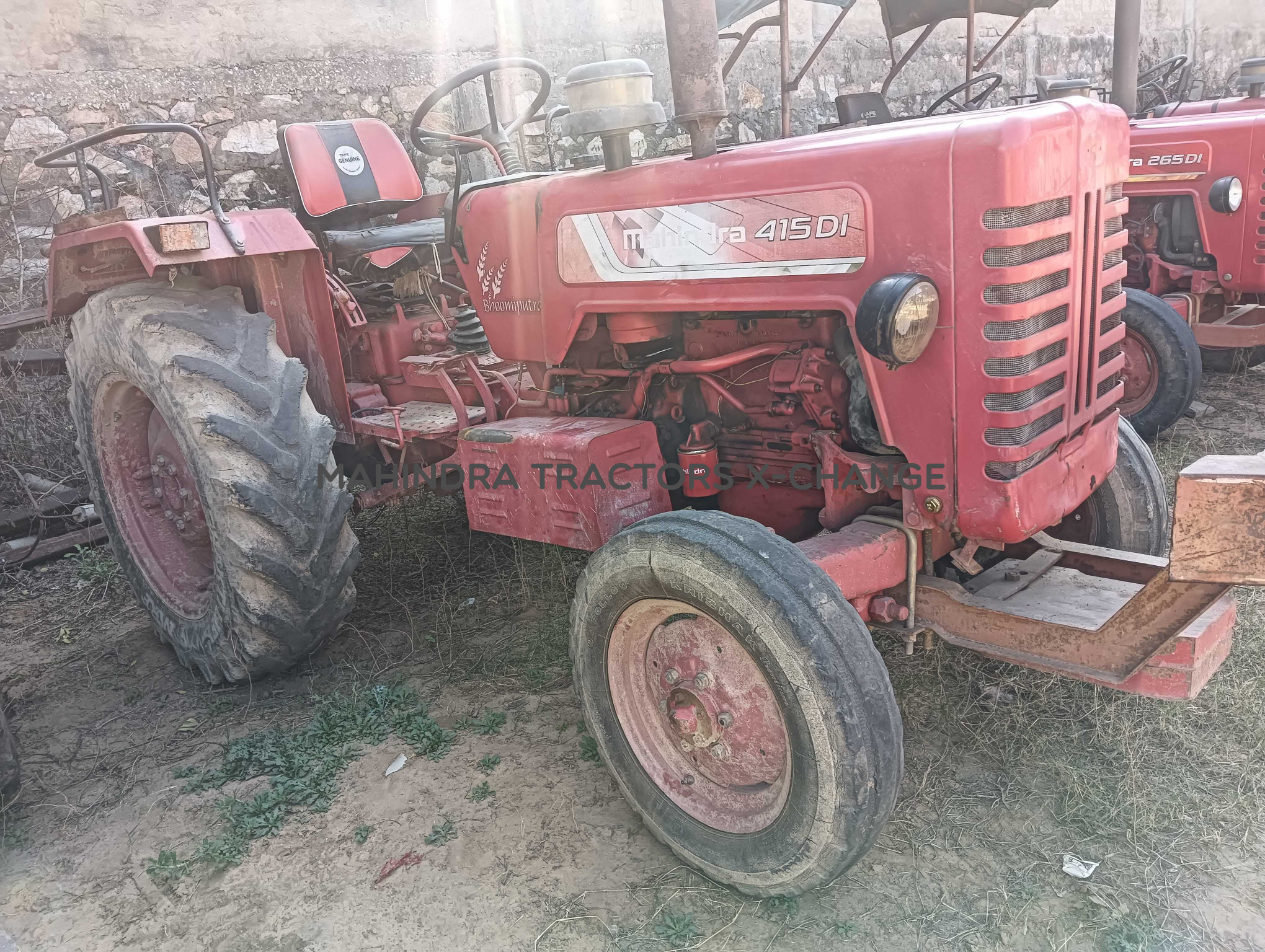 2015 Mahindra 415 DI-2