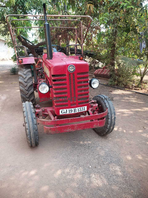 2001 Mahindra 475 DI-4