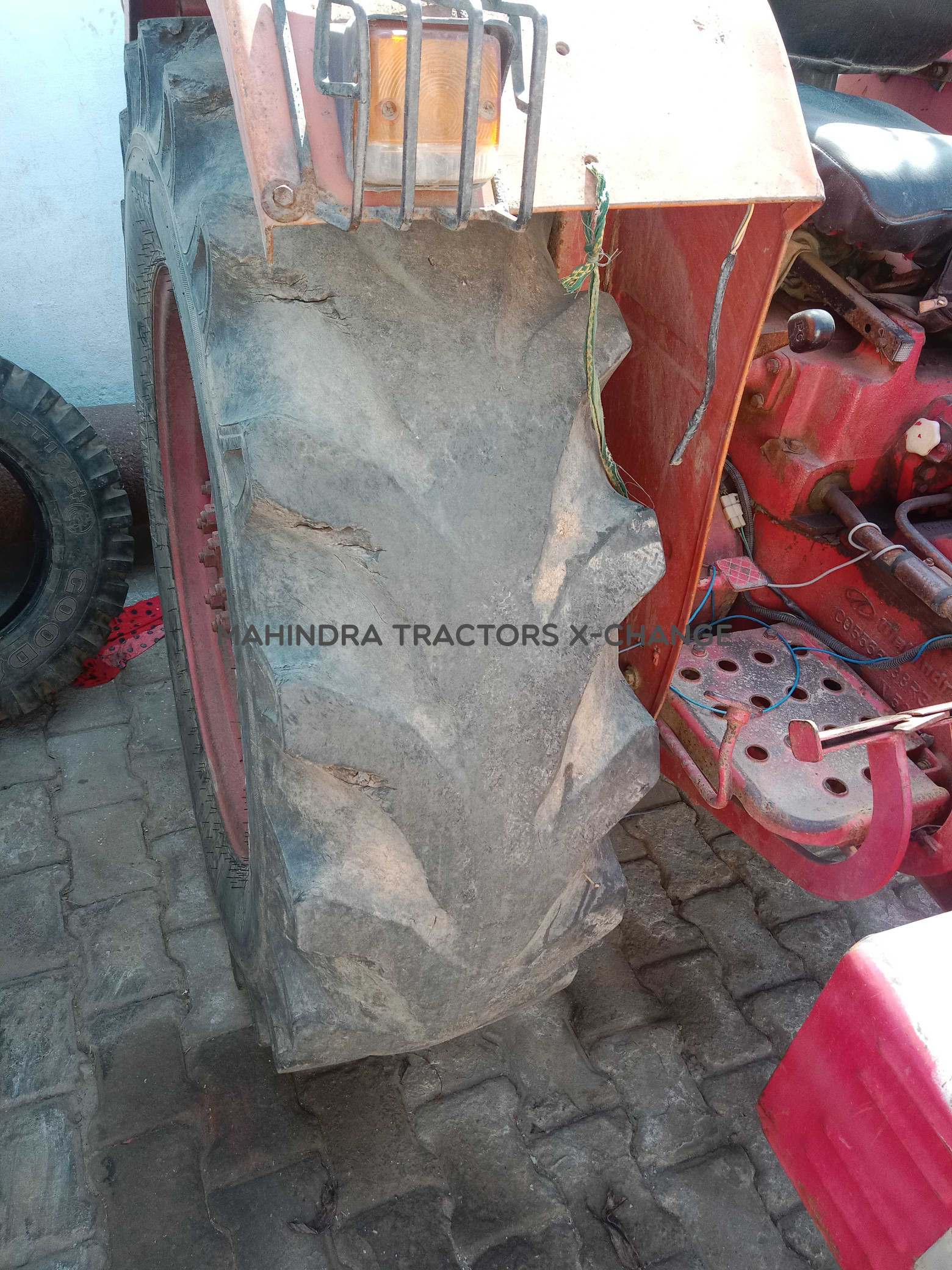 2008 Mahindra 275 DI-4