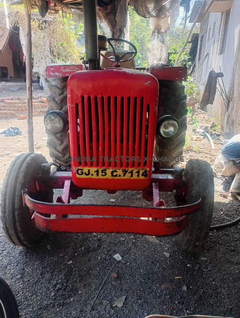 2000 Mahindra 585 DI Sarpanch-1