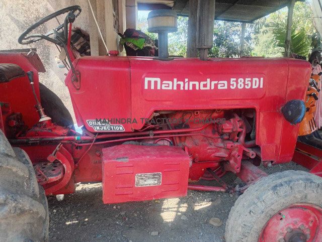 2000 Mahindra 585 DI Sarpanch-3