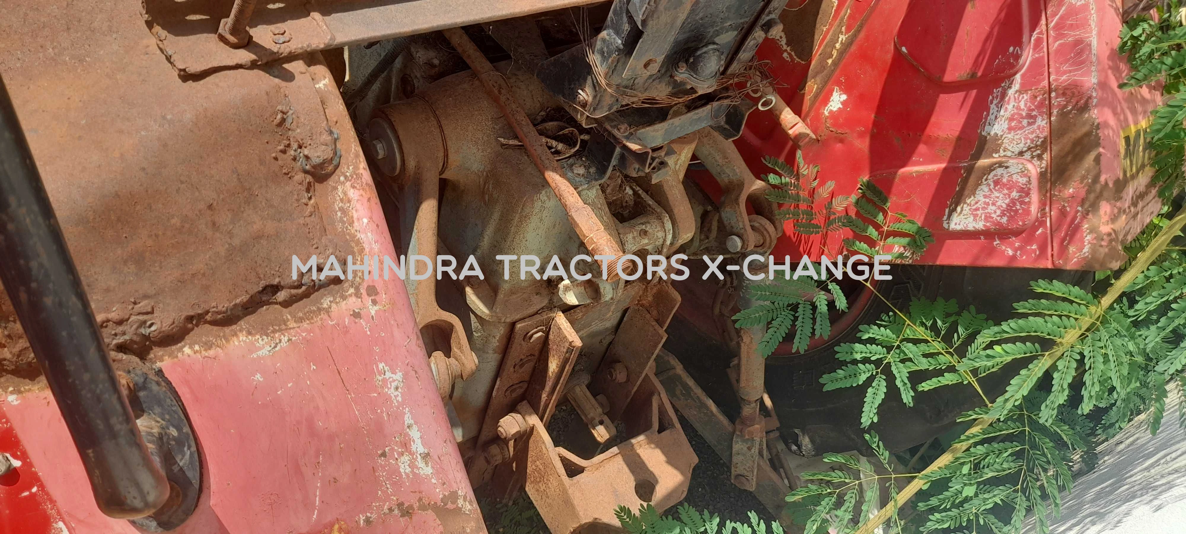 2004 Mahindra 475 DI-4