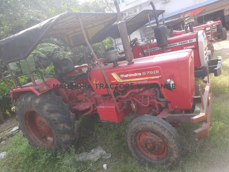 2019 Mahindra 575 DI-4