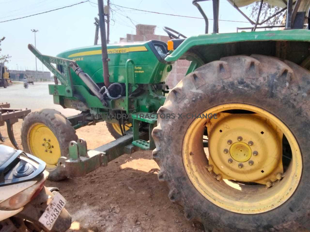 2013 John deere 5055 E-3