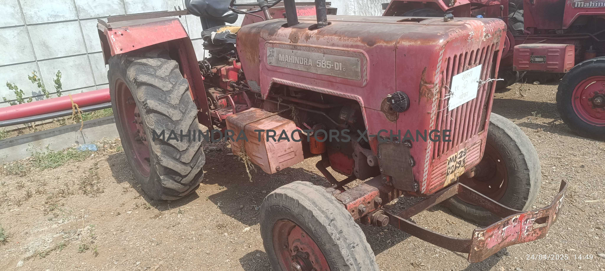 1997 Mahindra 585 DI Sarpanch-2