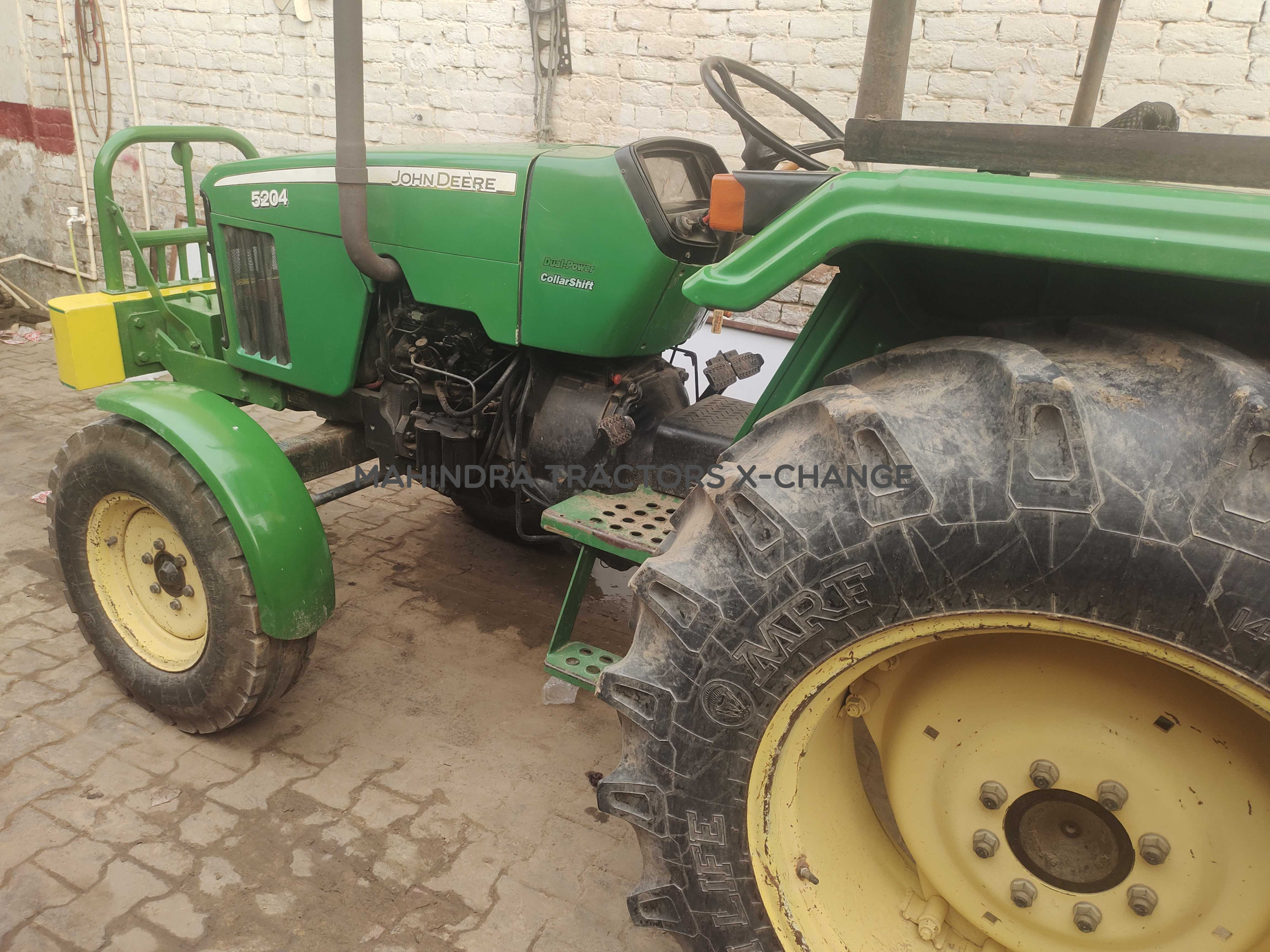 2012 John deere 5205-2