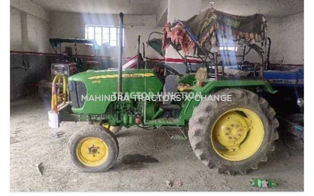 2019 John deere 5105-1