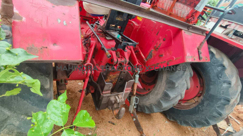 2013 Mahindra 575 DI-3