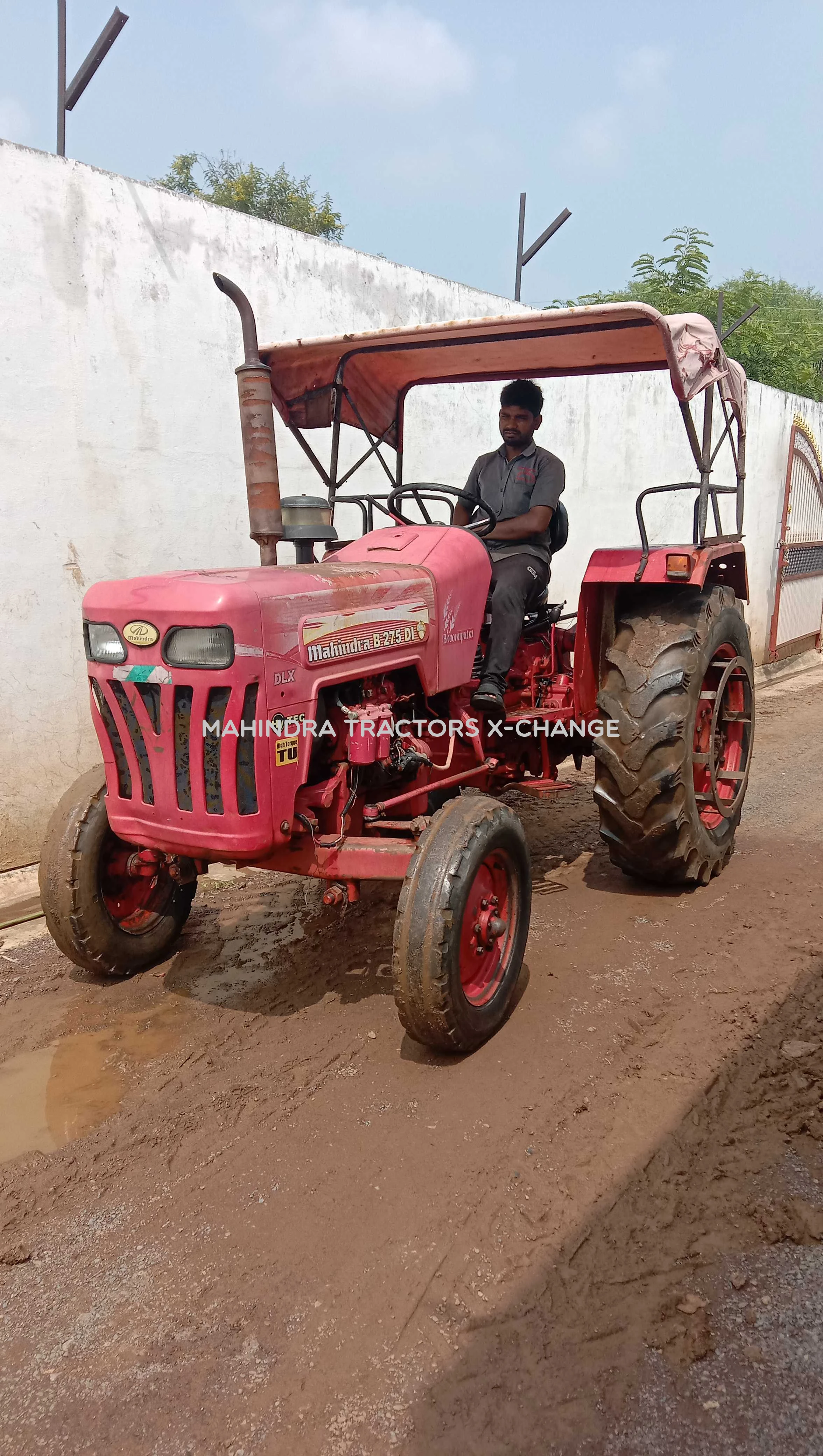 2013 Mahindra 275 DI-3