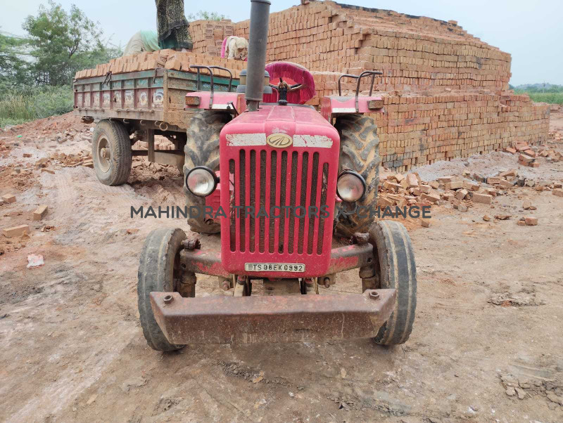 2015 Mahindra 575 DI-2