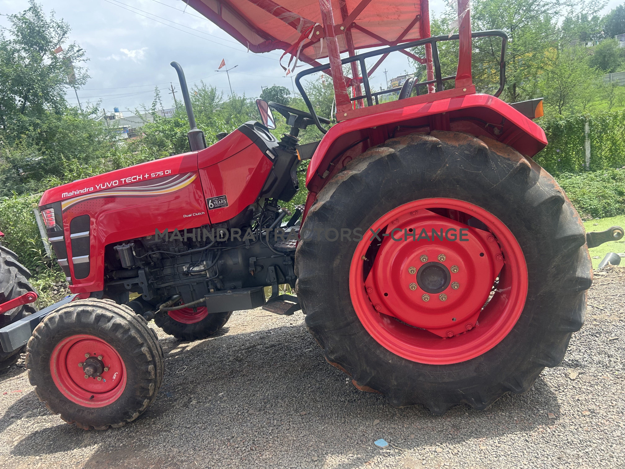 2022 Mahindra YUVO TECH Plus 575 DI-1