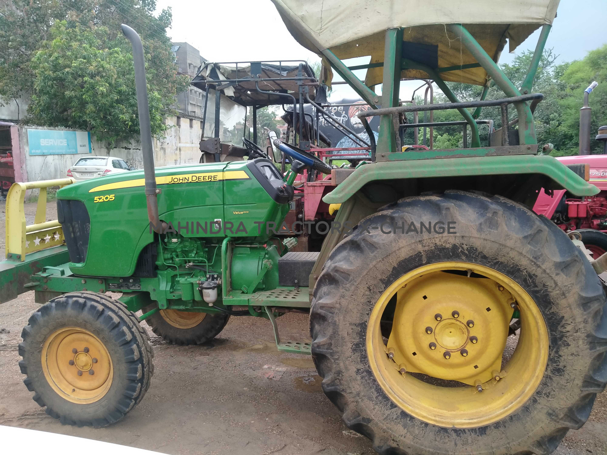 2023 John deere 5205-2