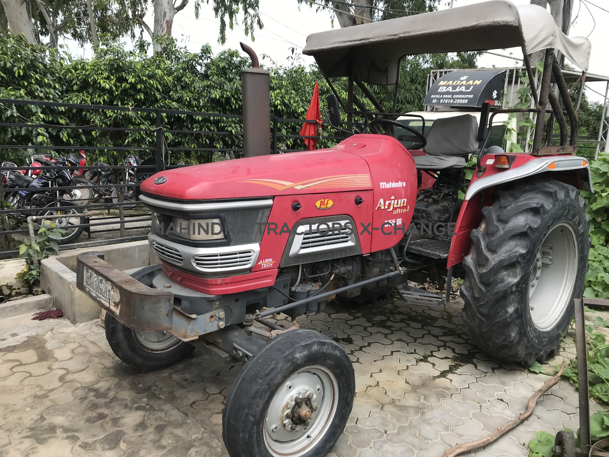 2011 Mahindra Arjun 555 DI-3