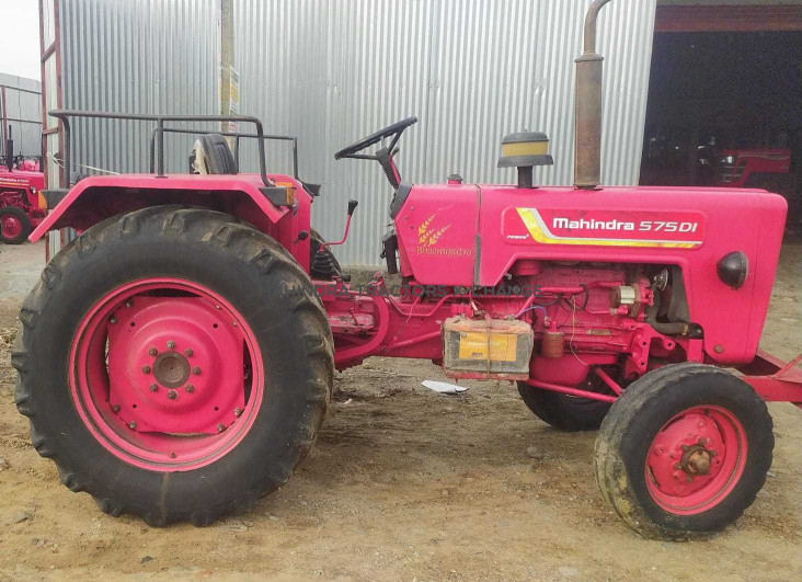 2019 Mahindra 575 DI-4
