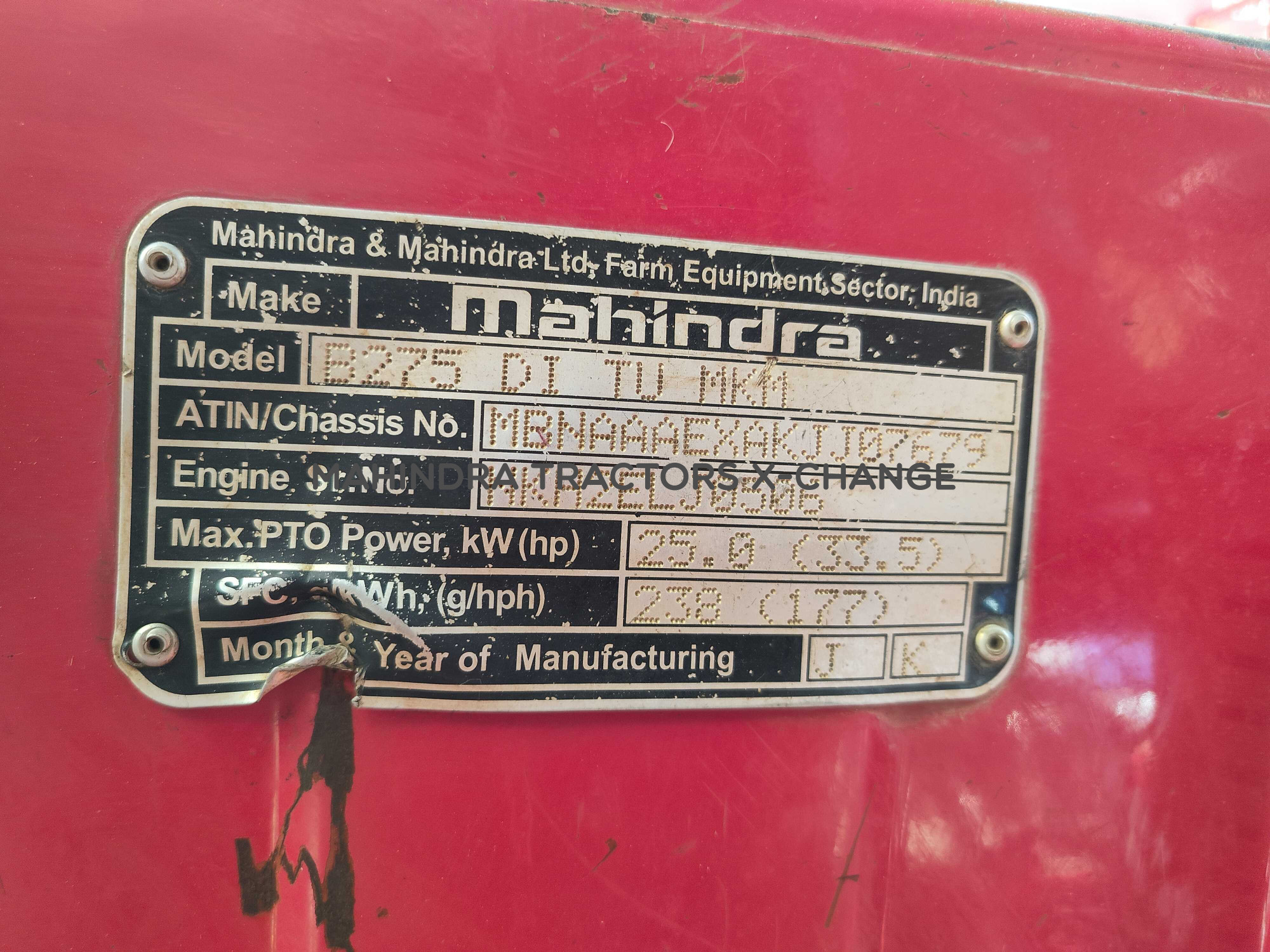 2019 Mahindra 275 DI-4