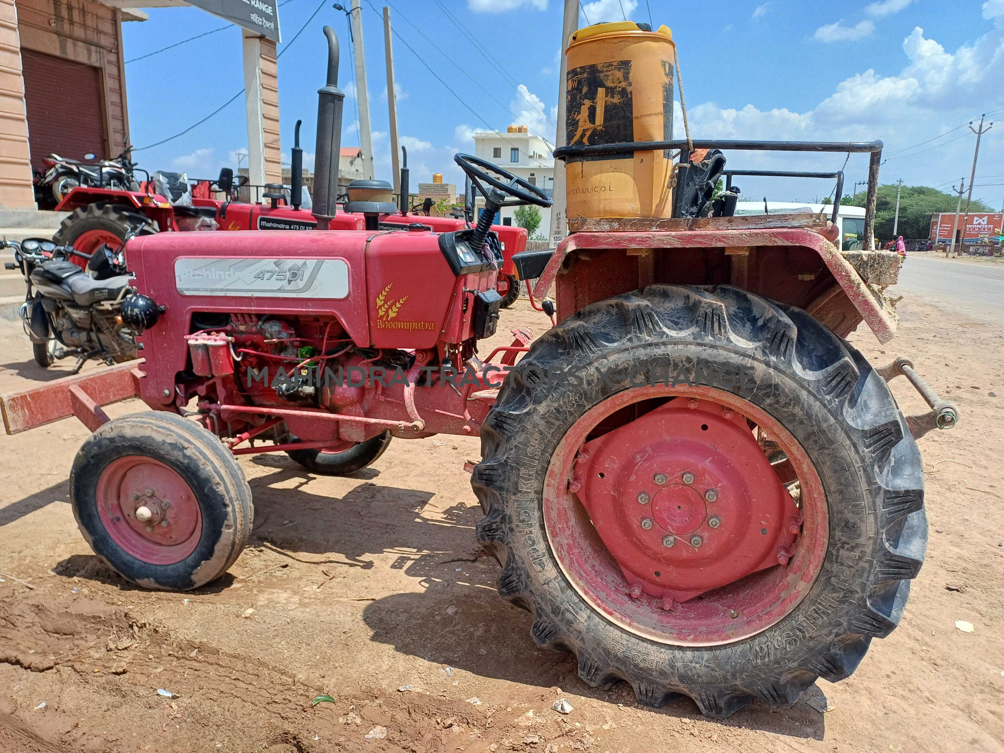 2017 Mahindra 475 DI-3
