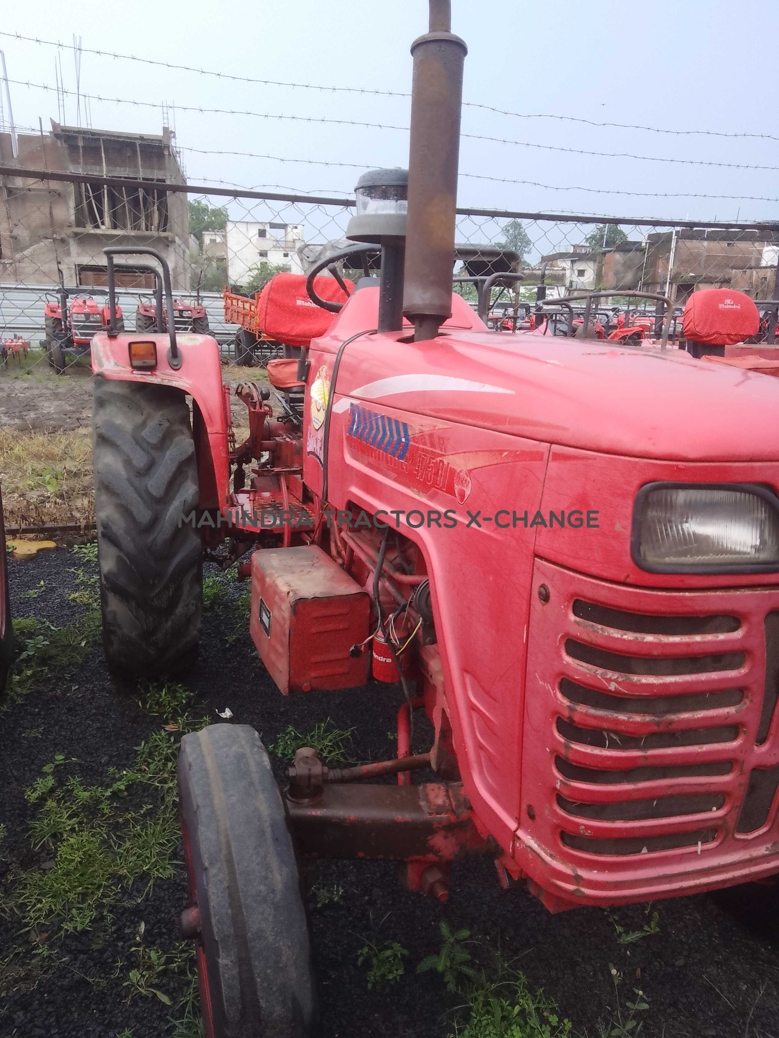 2011 Mahindra 475 DI-4
