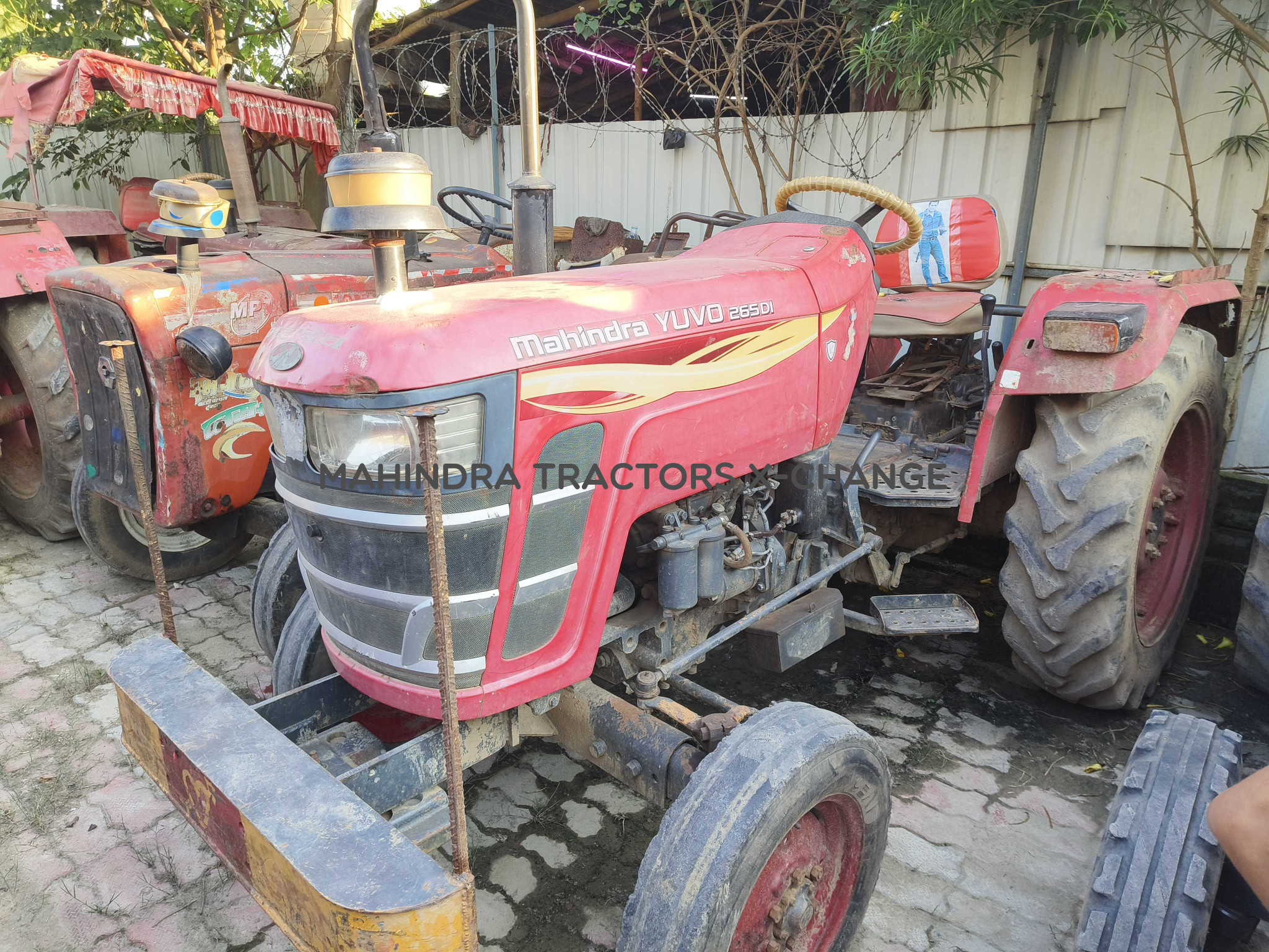 2016 Mahindra Yuvo 265 DI-3