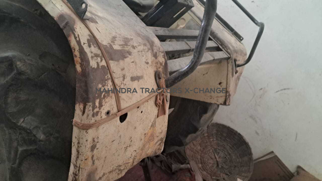 2011 Swaraj 735 FE-3