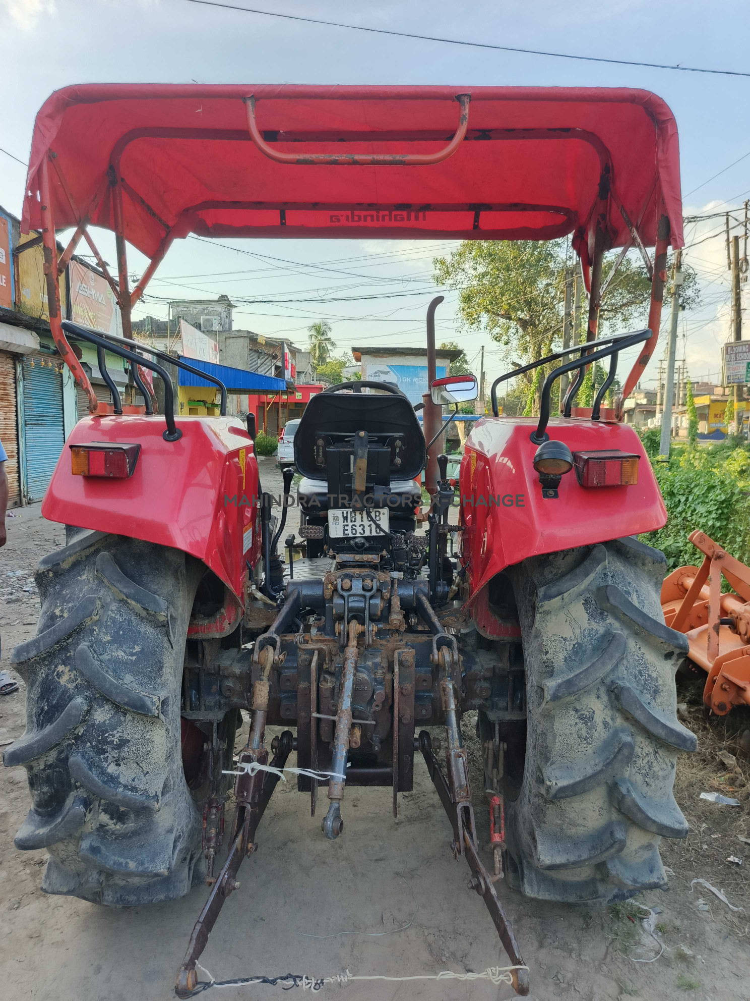 2021 Mahindra YUVO 585 MAT-4