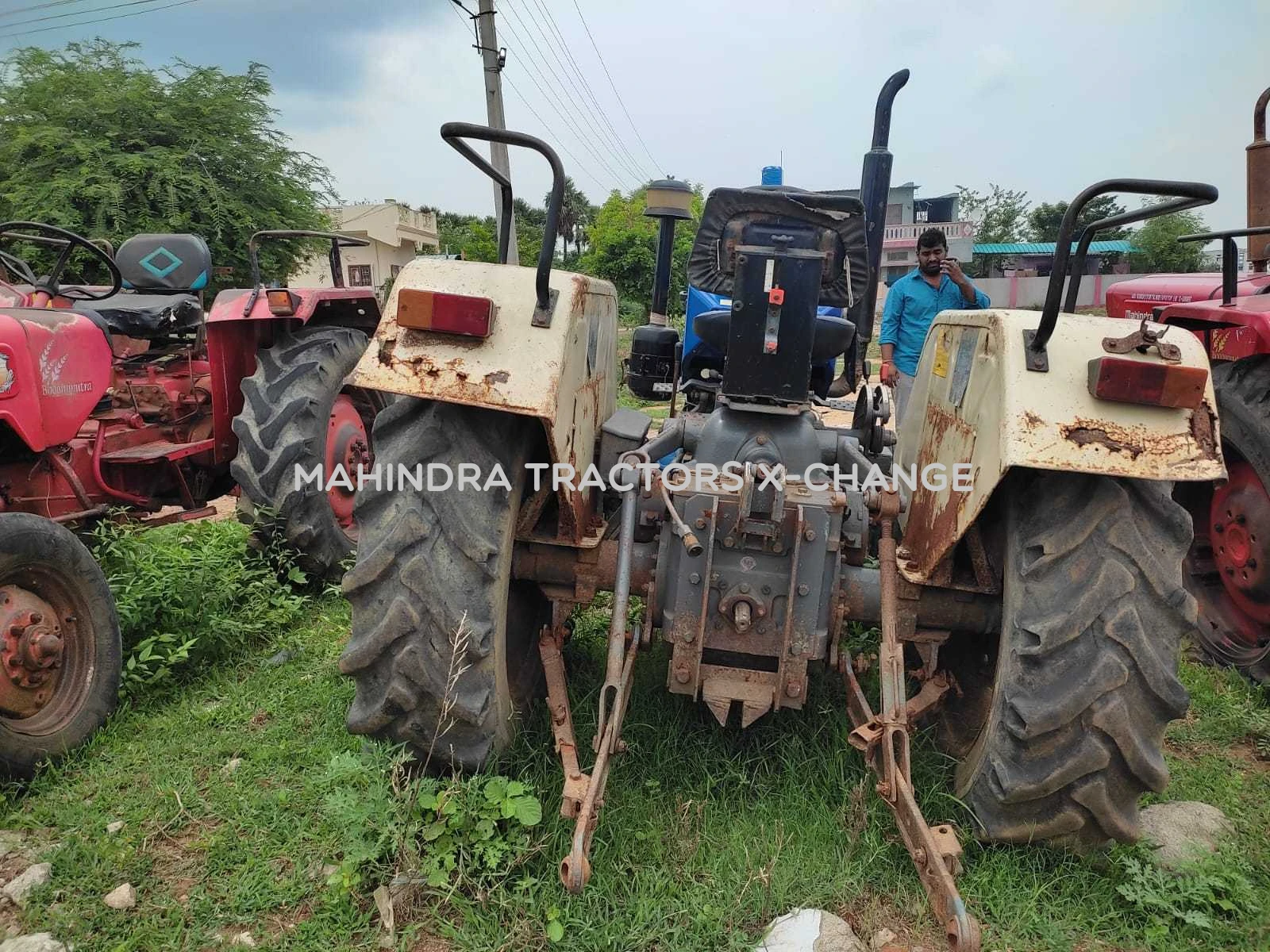 2015 Swaraj 834 XM-3