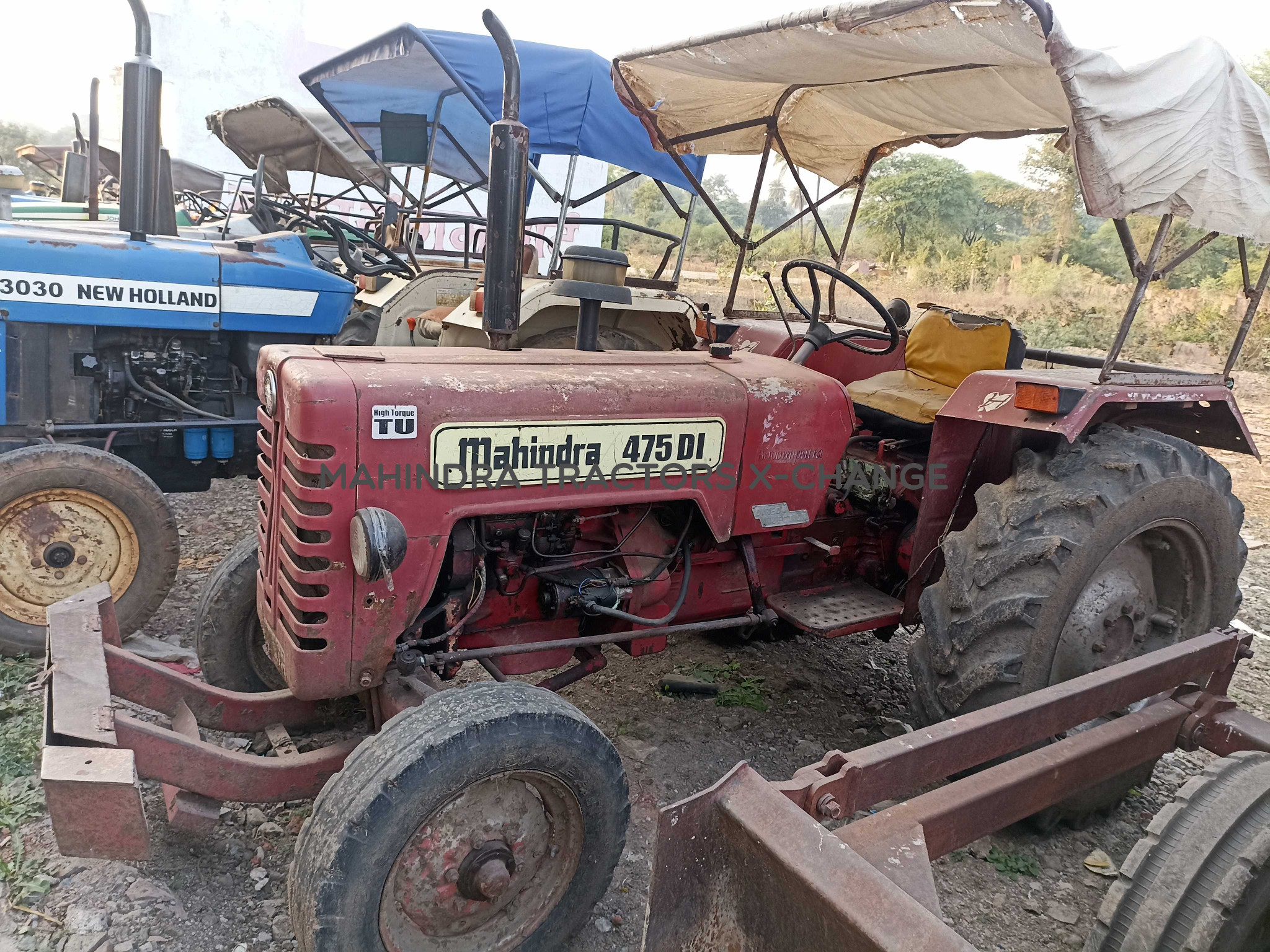 2000 Mahindra 475 DI-2
