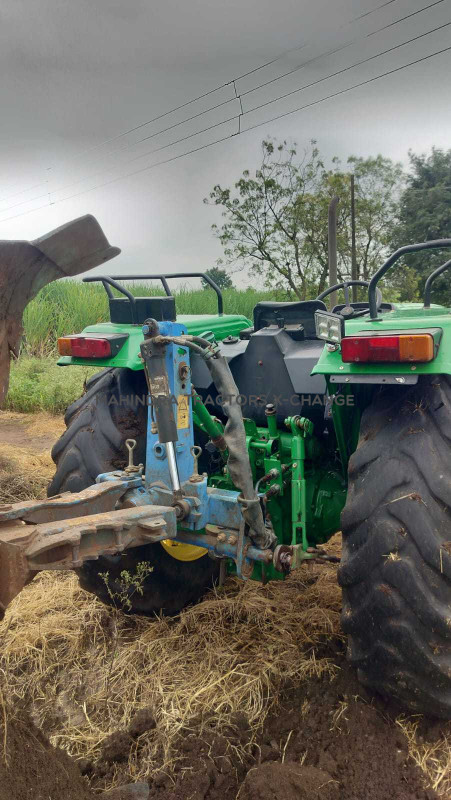 2020 John deere 235-4