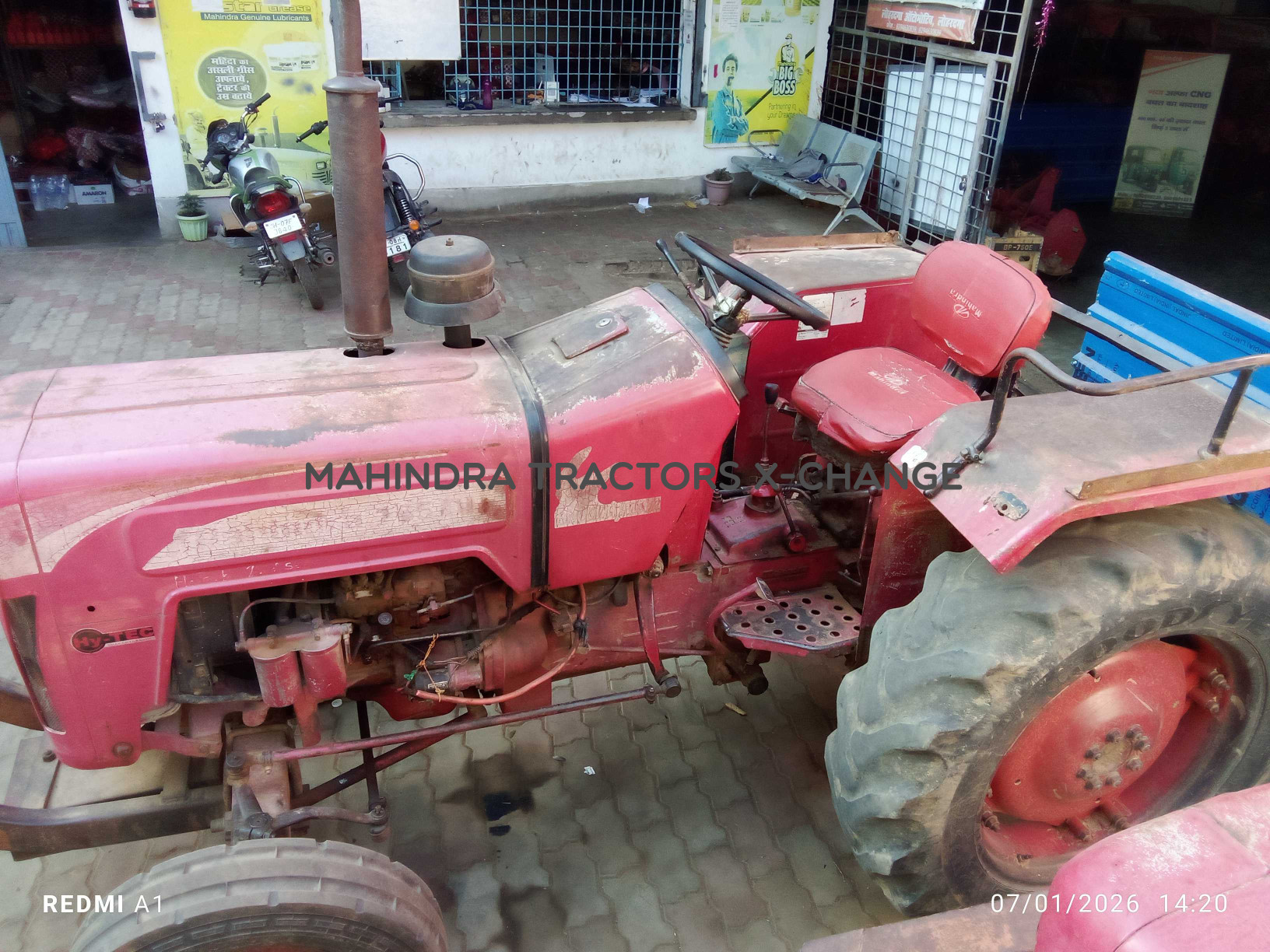 2005 Mahindra 275 DI-3