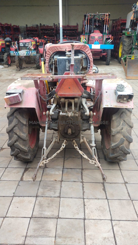 2016 Mahindra 215 Yuvraj-2
