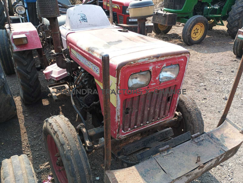 2016 Mahindra 215 Yuvraj-2