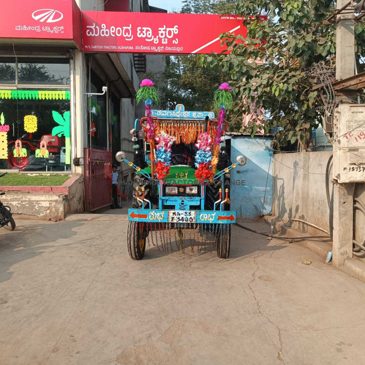 2004 John deere 5105-2