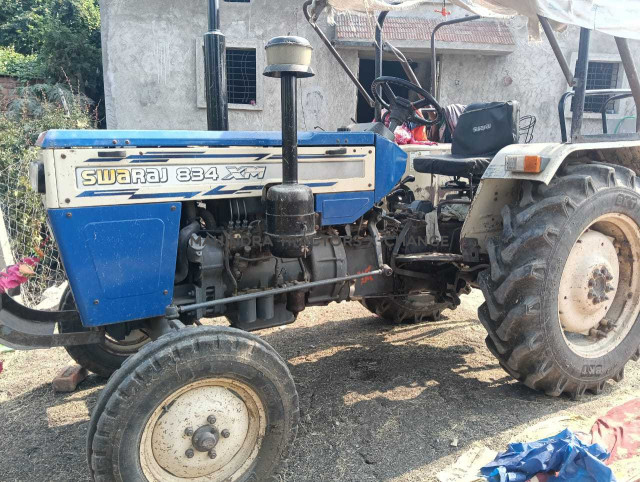 2015 Swaraj 834 XM-5