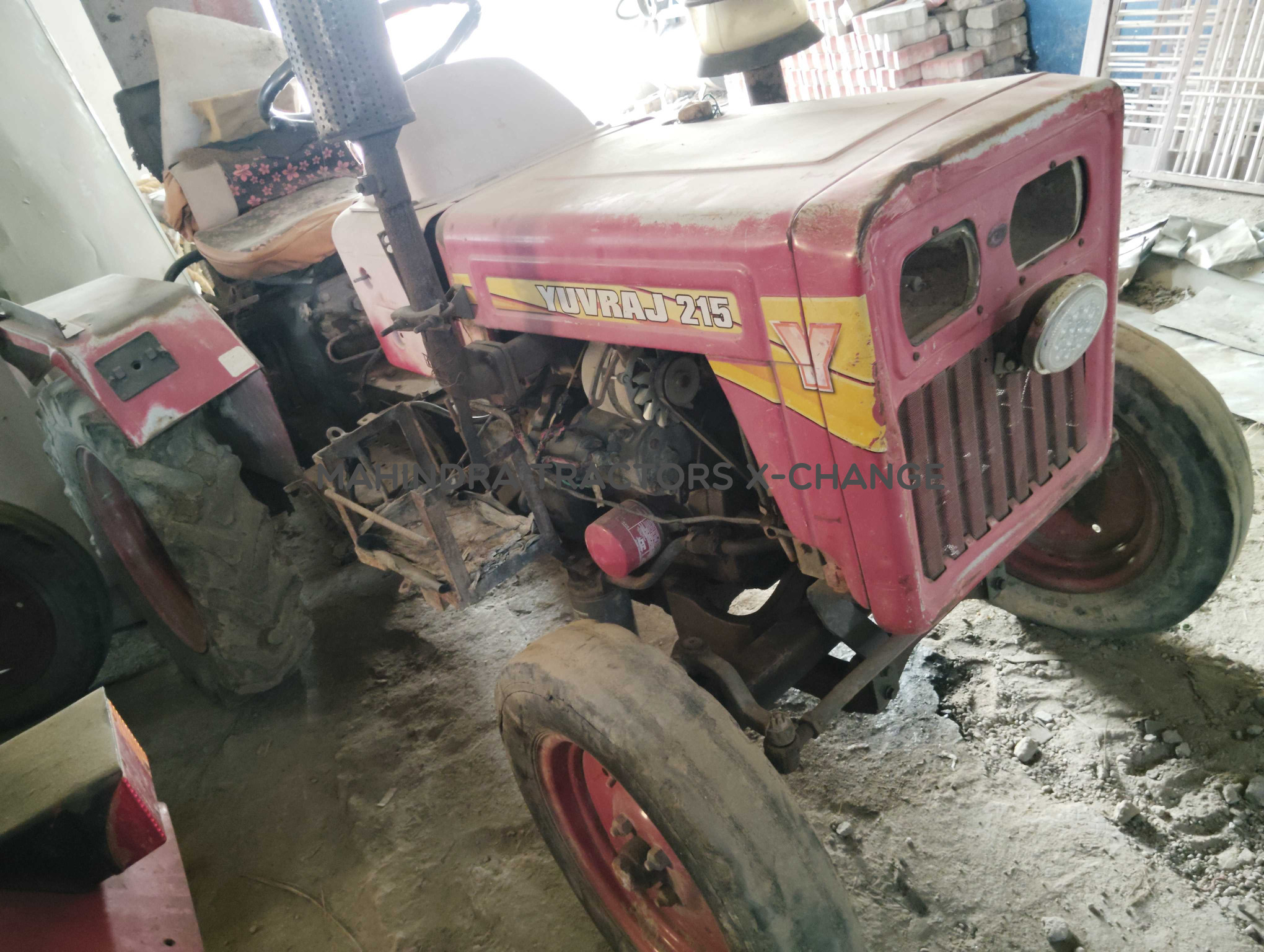 2011 Mahindra 215 Yuvraj NXT-3