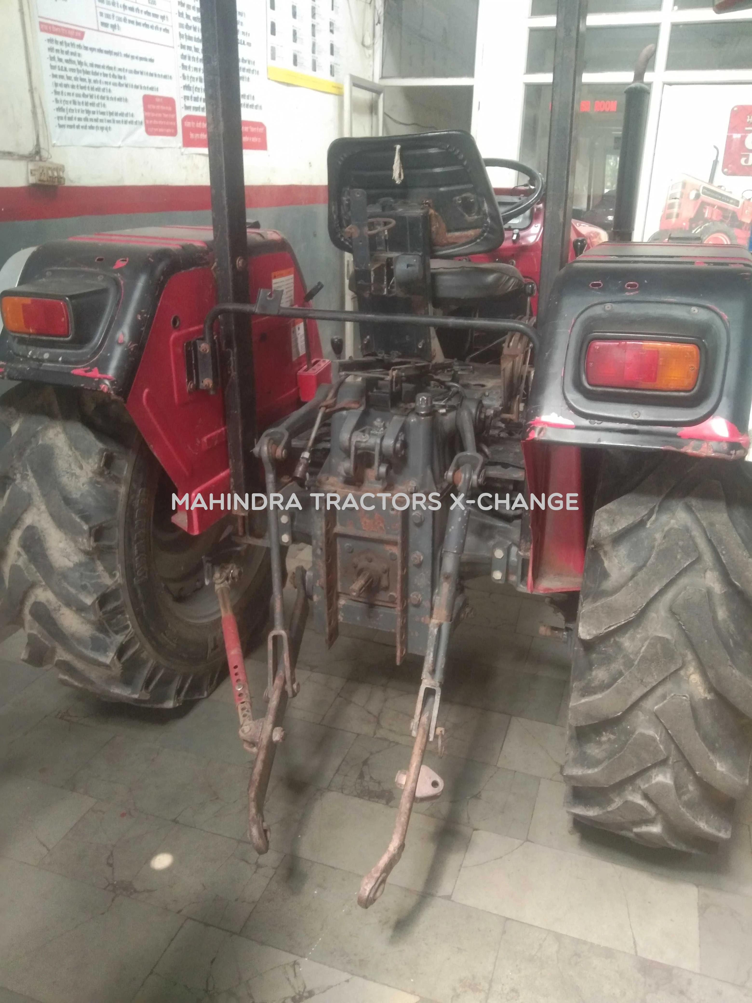 2013 Mahindra 555 DI Power Plus-1