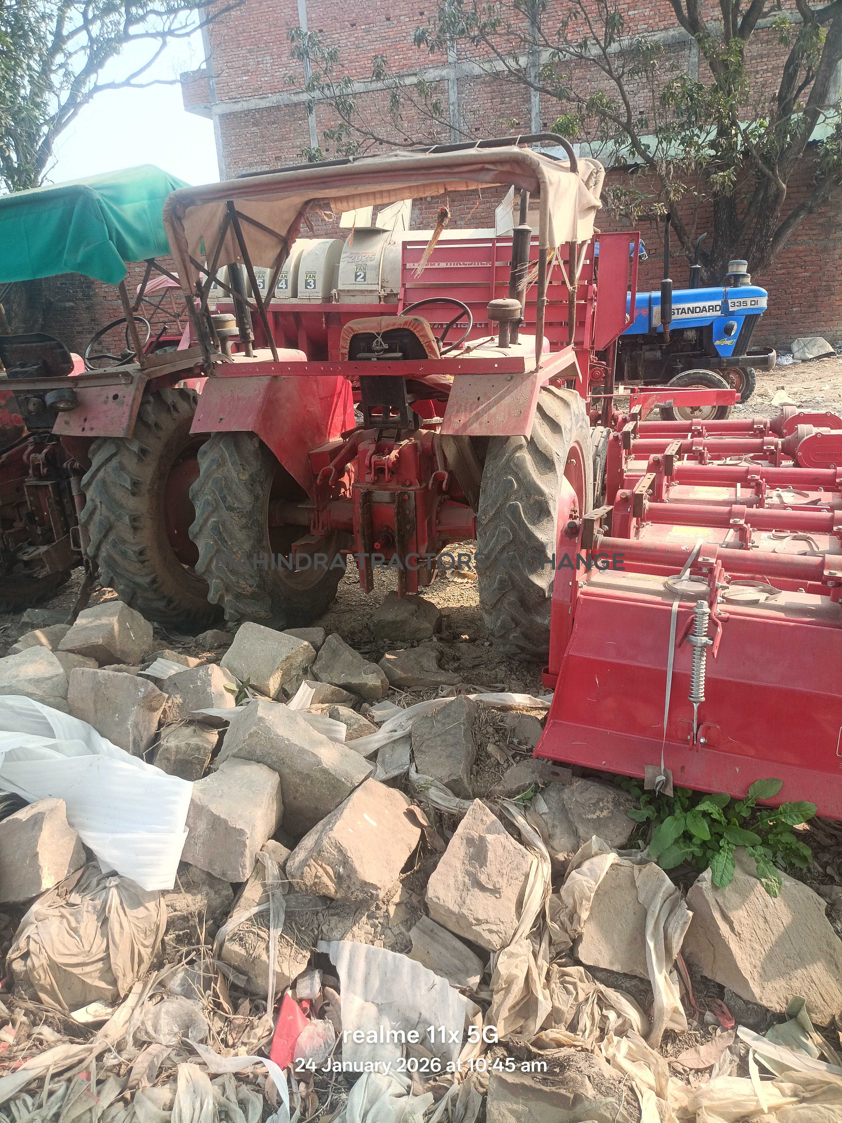 2016 Mahindra 275 DI-4