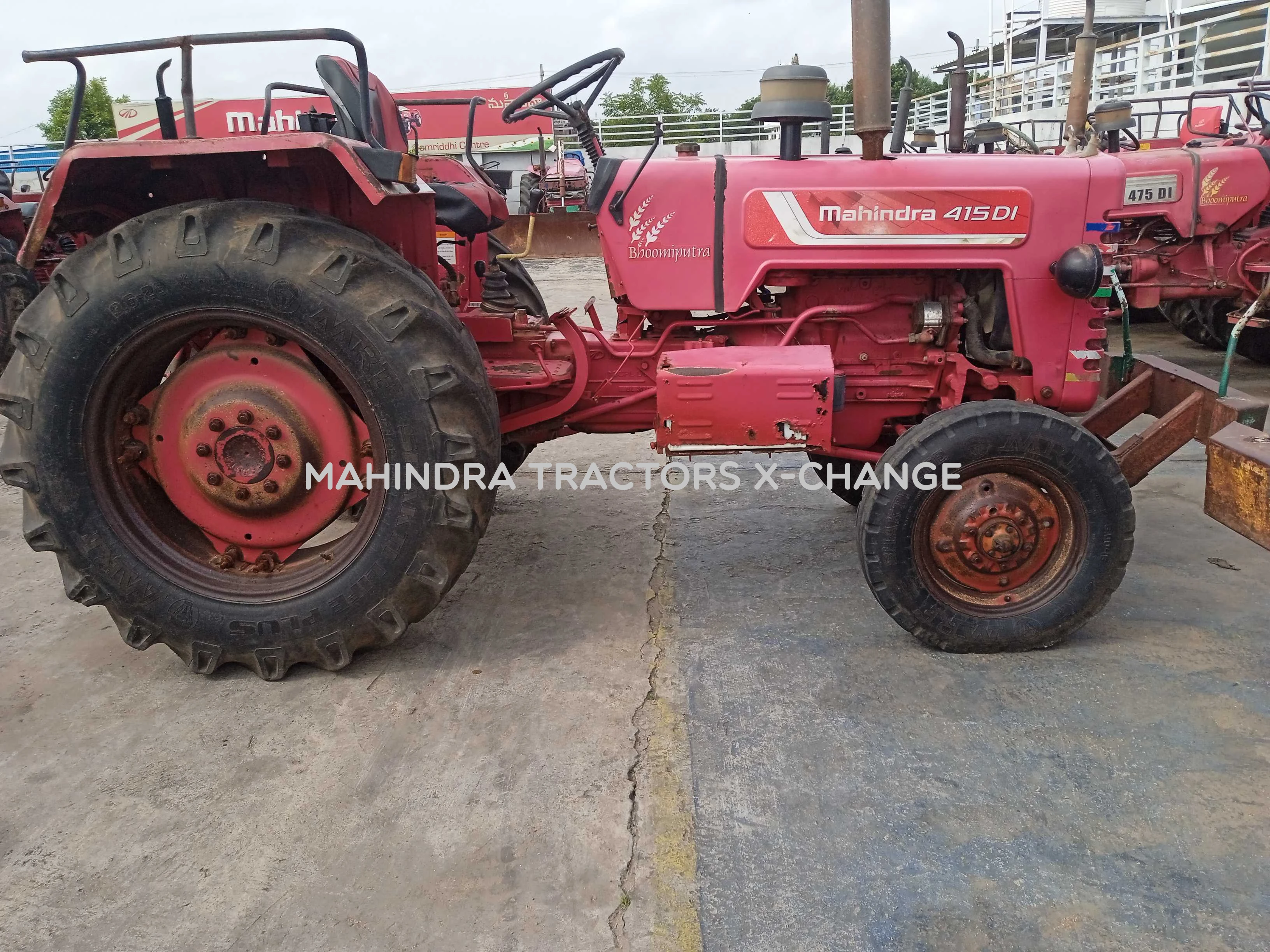 2015 Mahindra 415 DI-2