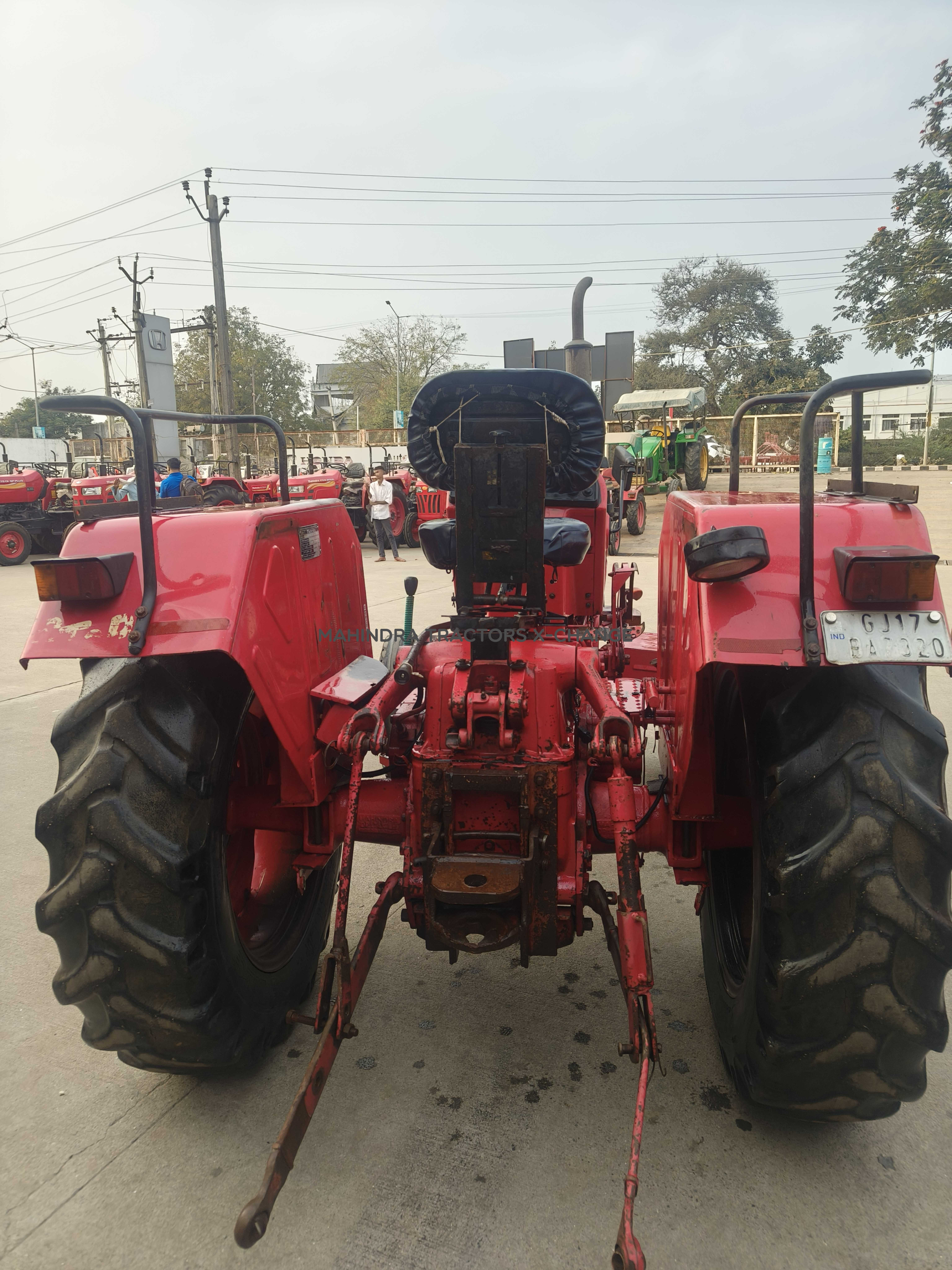 2016 Mahindra 275 DI-4