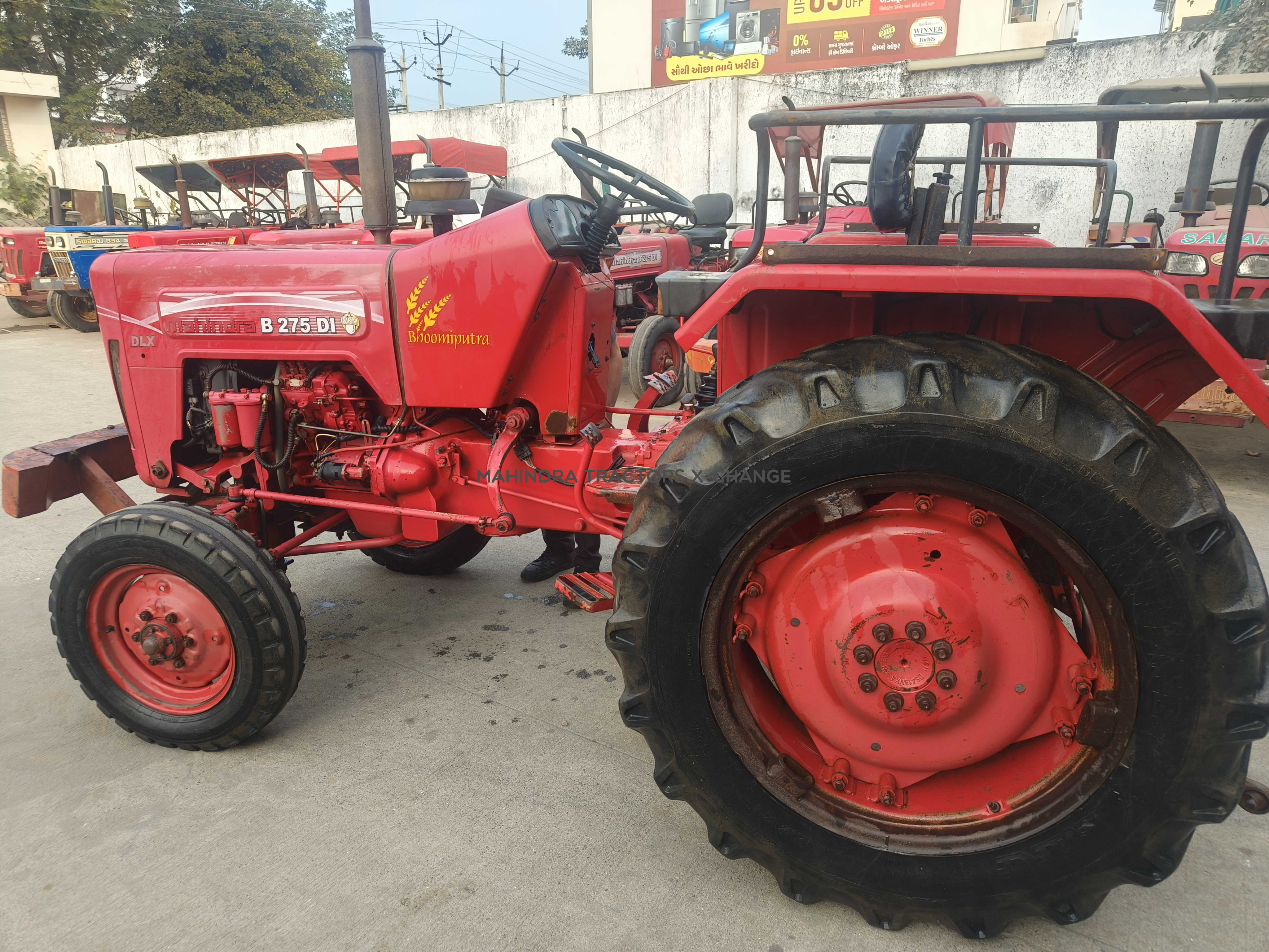2016 Mahindra 275 DI-3