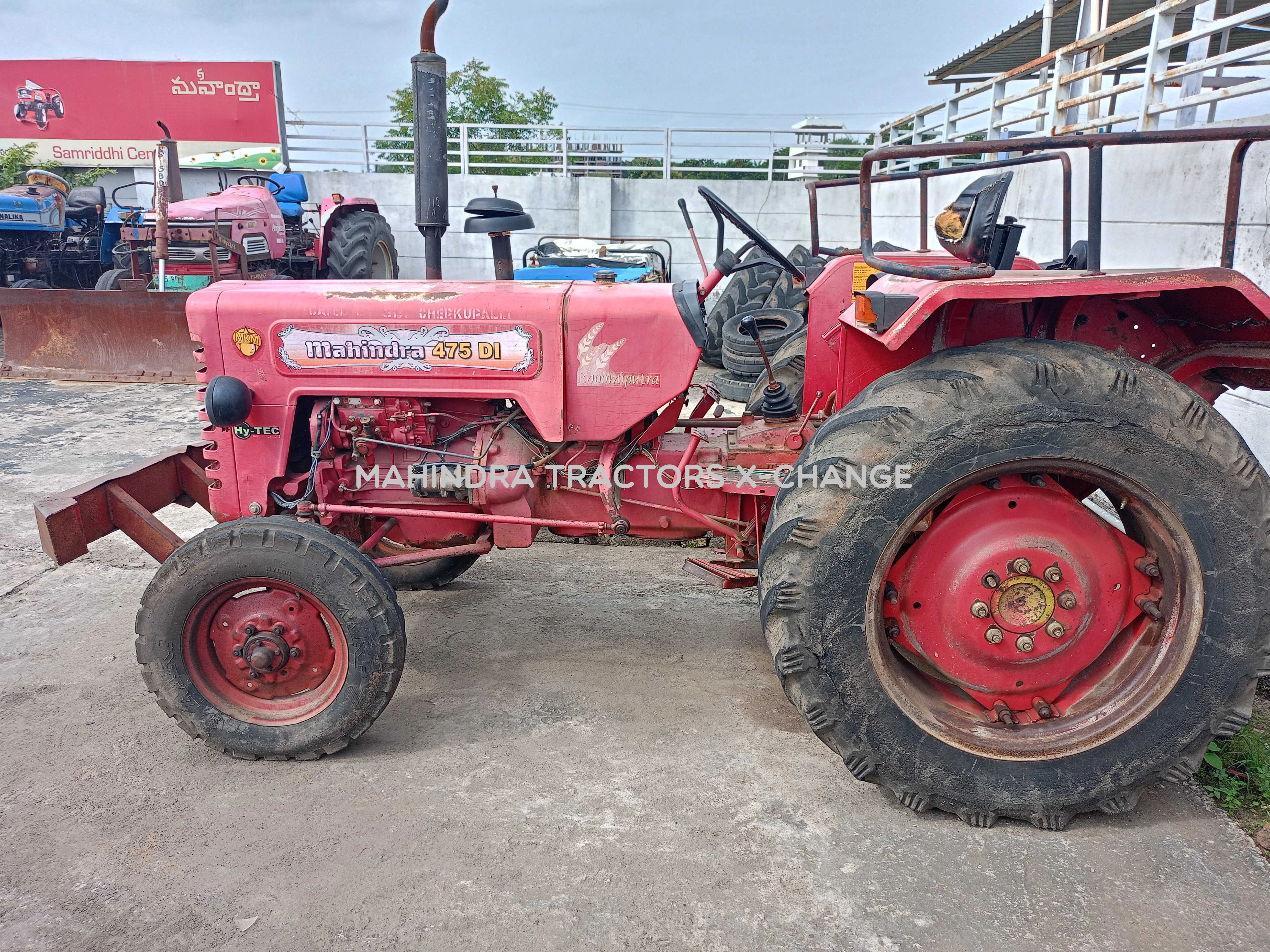 2010 Mahindra 475 DI-1