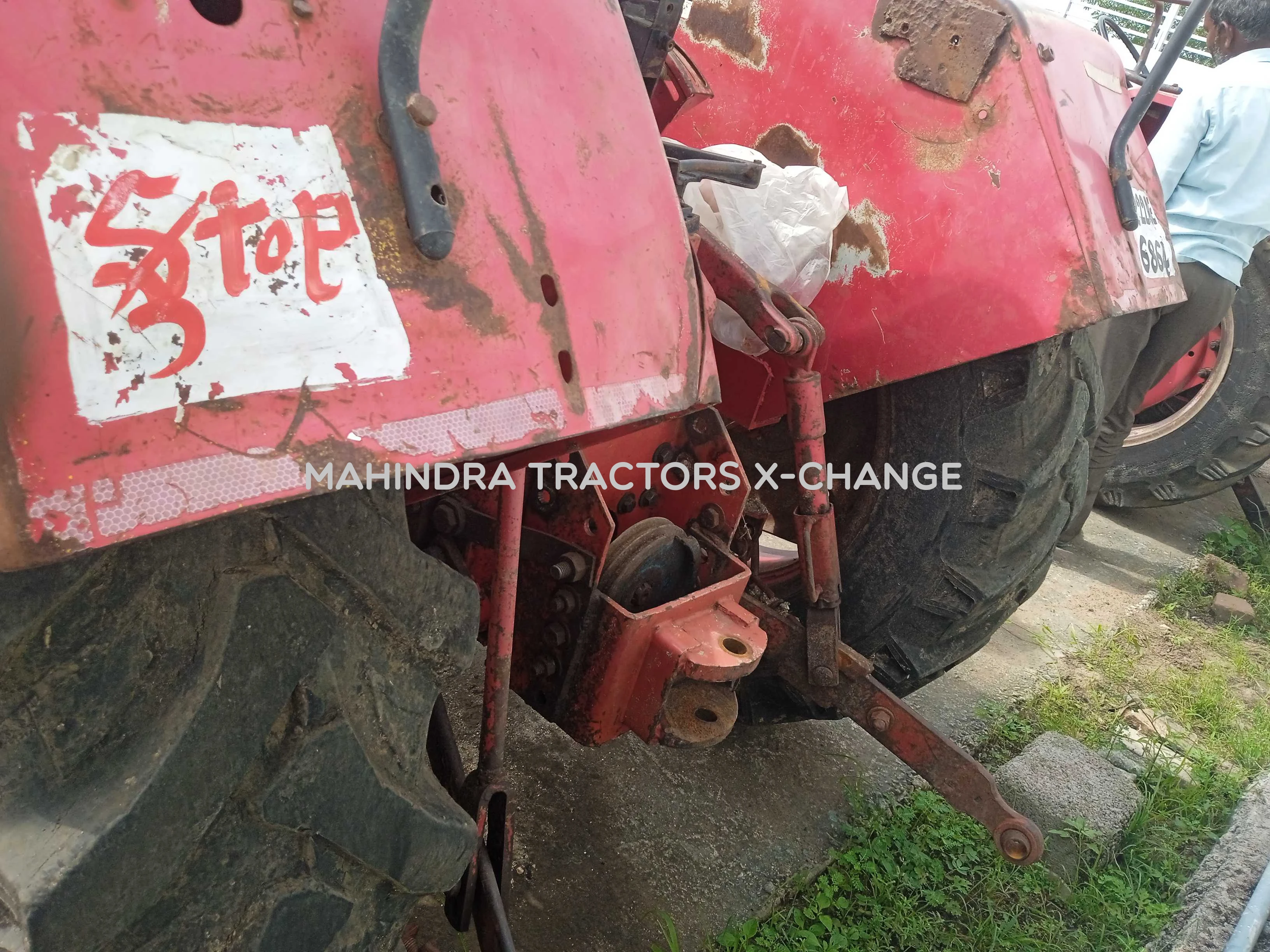 2010 Mahindra 475 DI-4