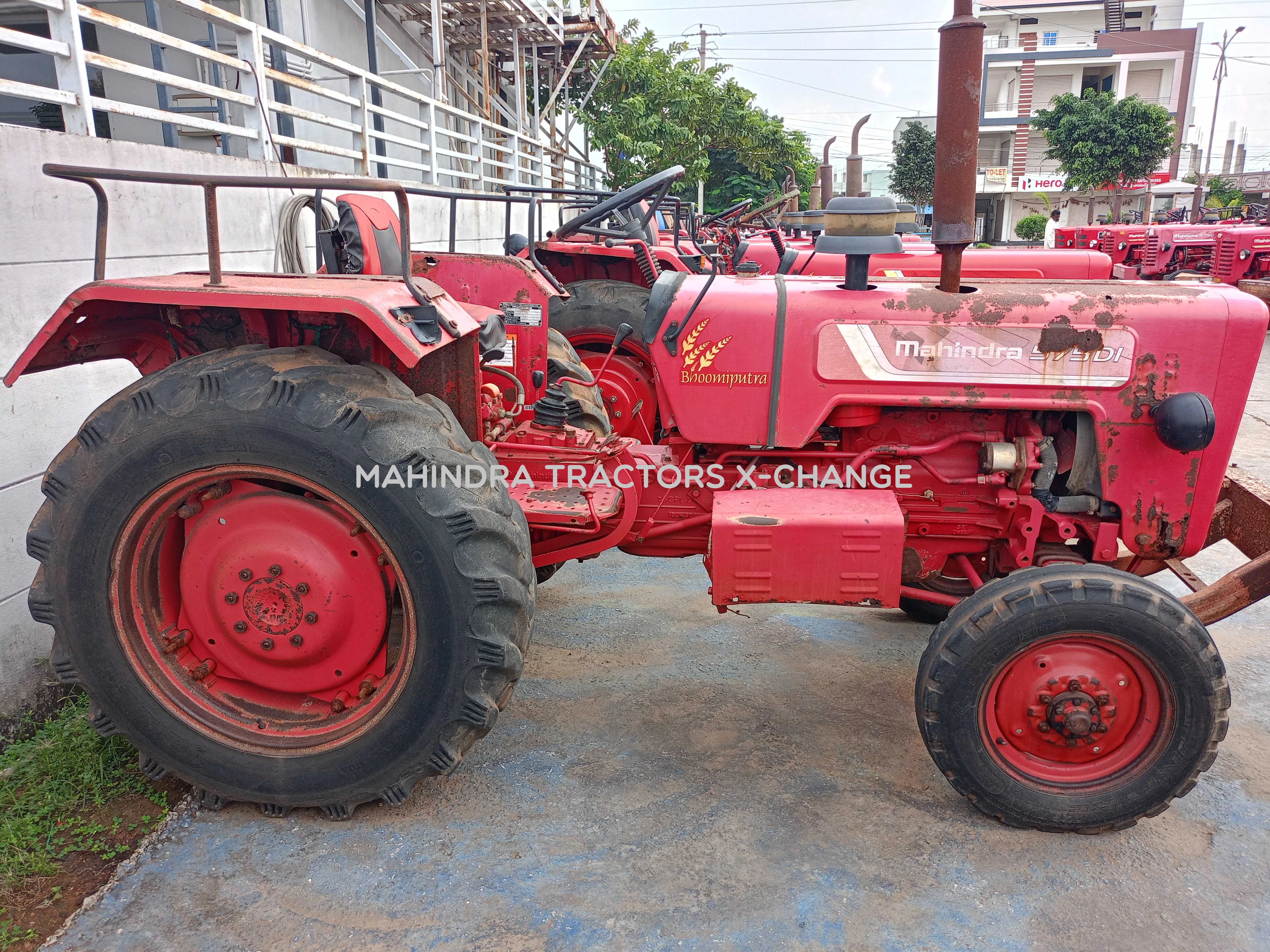 2015 Mahindra 575 DI-2