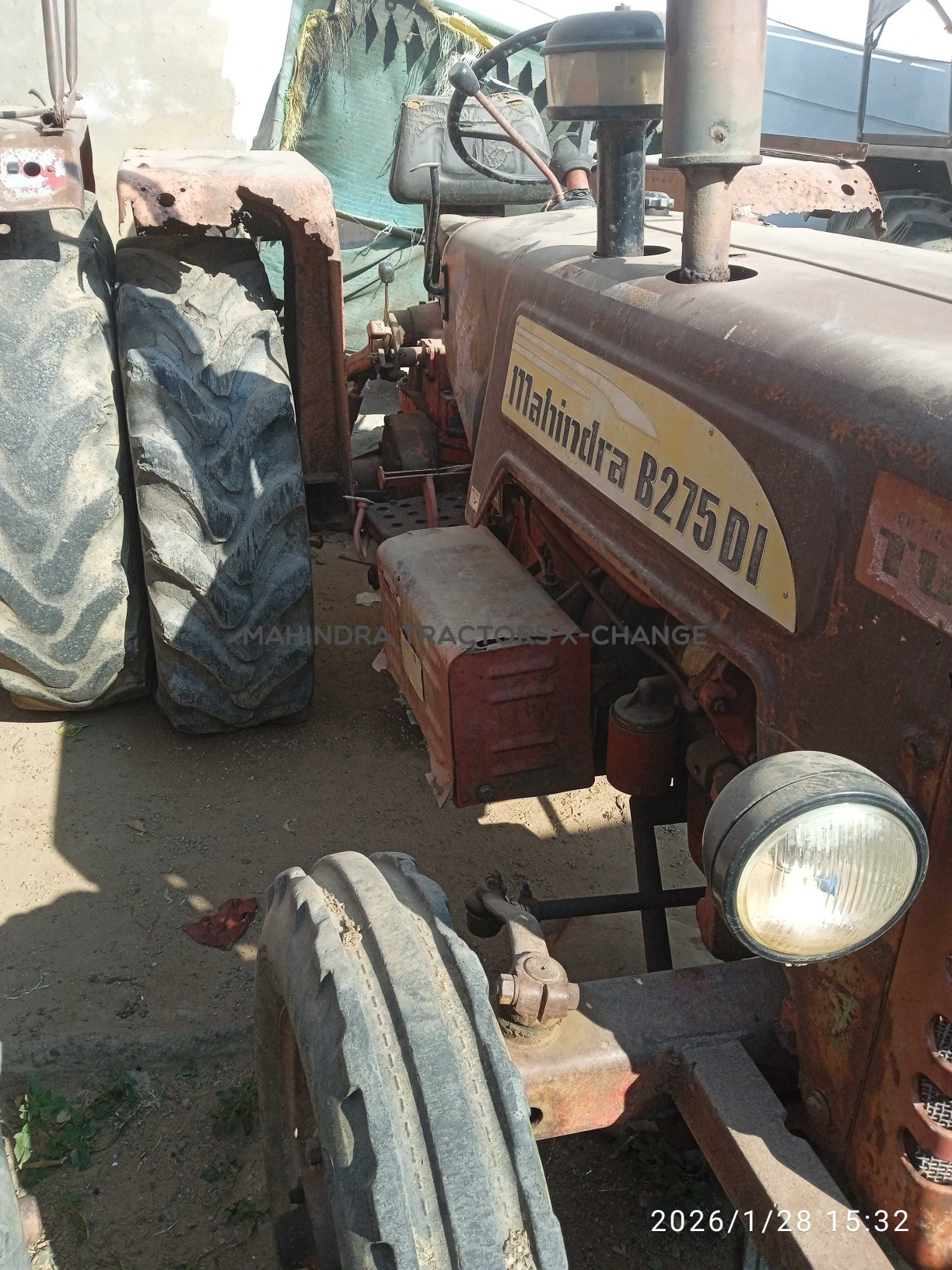 1999 Mahindra 275 DI BP-4